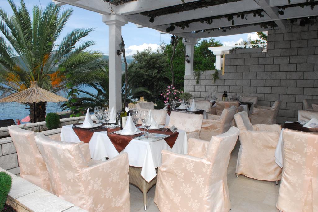 Hotel Vizantija Tivat Kültér fotó