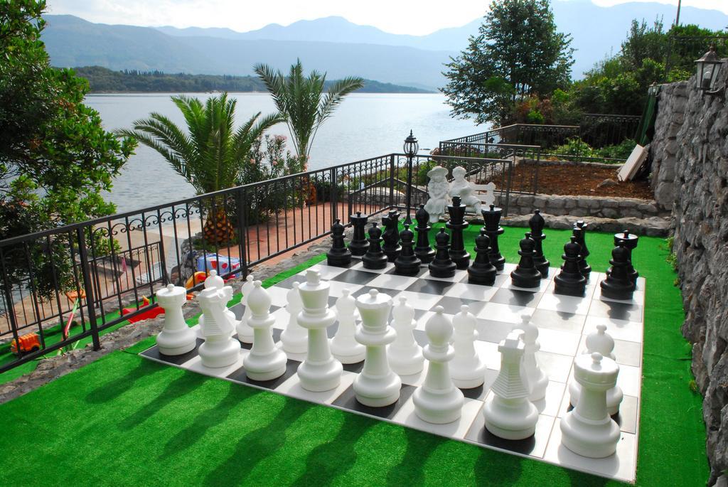 Hotel Vizantija Tivat Kültér fotó