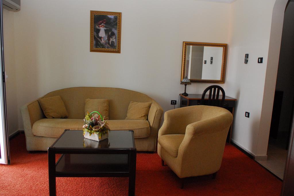 Hotel Vizantija Tivat Kültér fotó