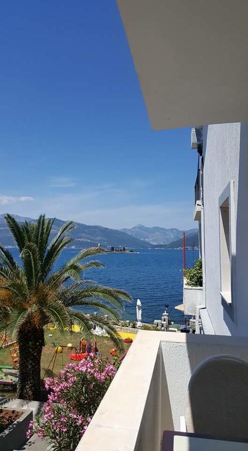 Hotel Vizantija Tivat Kültér fotó