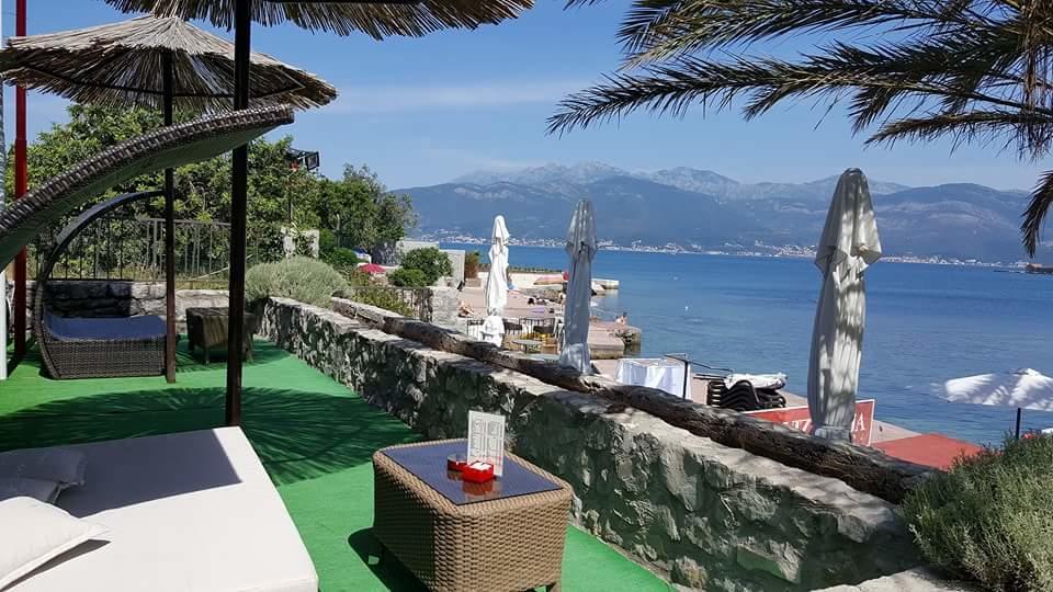 Hotel Vizantija Tivat Kültér fotó