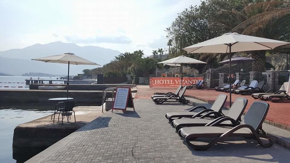 Hotel Vizantija Tivat Kültér fotó